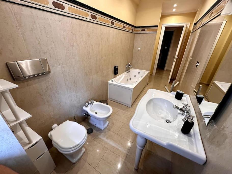 Luxurious Flat Close To The Vatican/Metro Рим Экстерьер фото